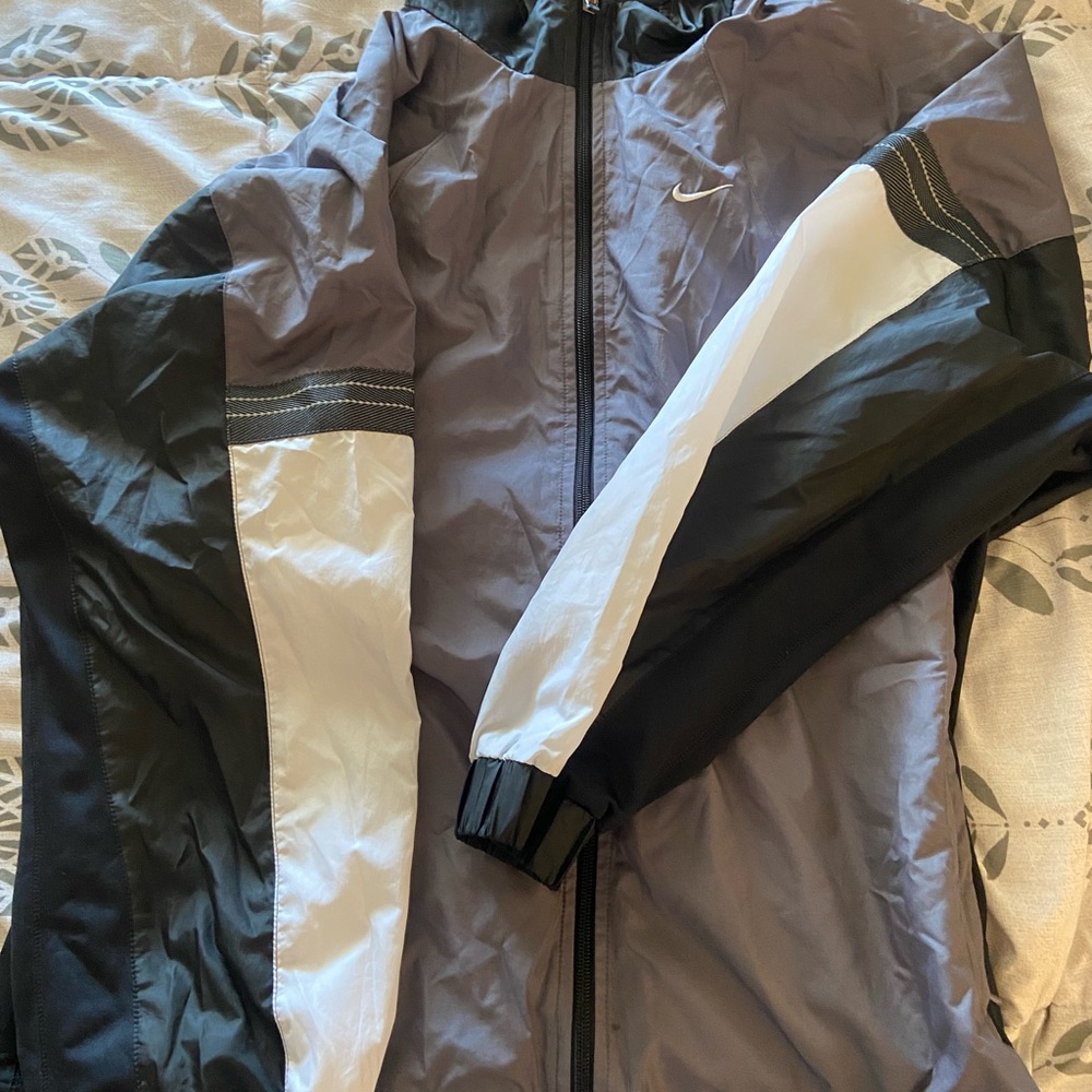 Nike Men's Black and White Jacket